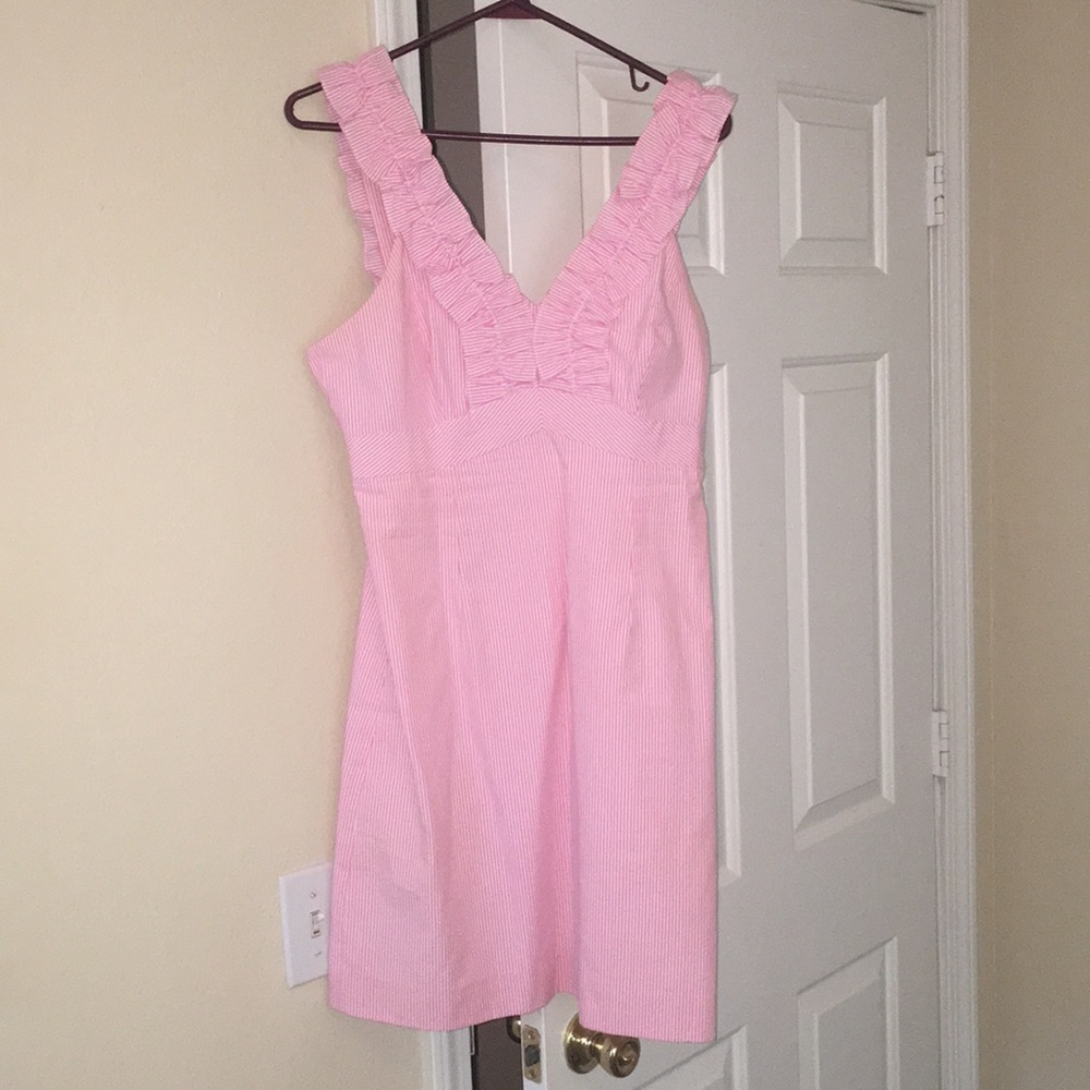 Cute Lilly Pulitzer sundress!